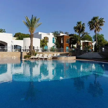 Отель Costa Luvi Bodrum