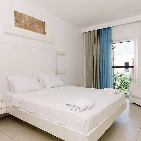 Costa Luvi Bodrum فندق غومْبيت