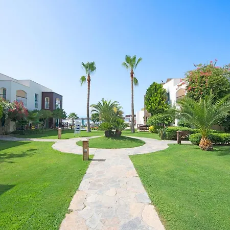 Отель Costa Luvi Bodrum