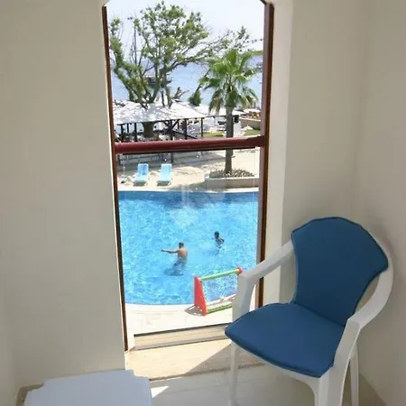 ホテル Costa Luvi Bodrum グムベット